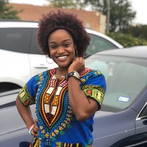 Meet your Posher, Queen